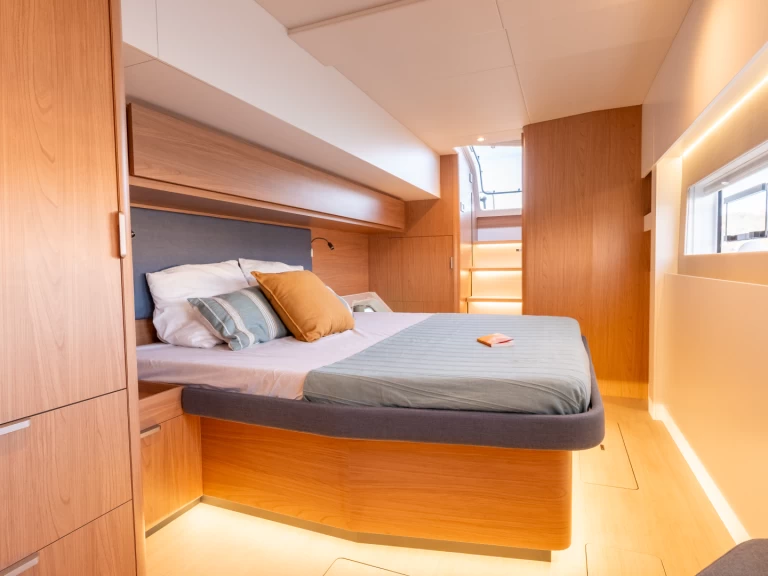 Catamaran to hire Port d'Andratx at the best price