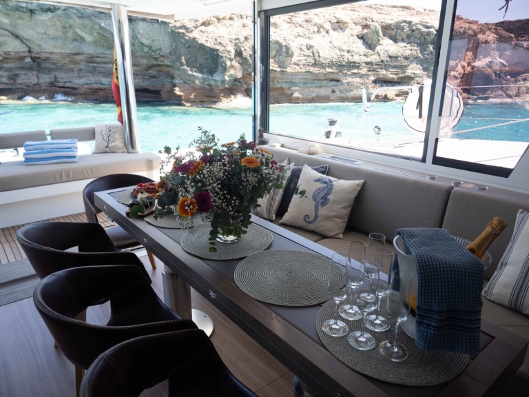 Hire a Bali Bali 5.4 Port d'Andratx