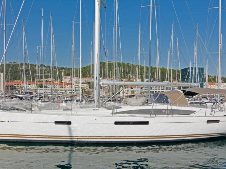 Sailboat hire in Komolac - Jeanneau Jeanneau 53