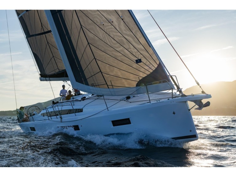 Hire a Jeanneau Sun Odyssey 415 Opatija