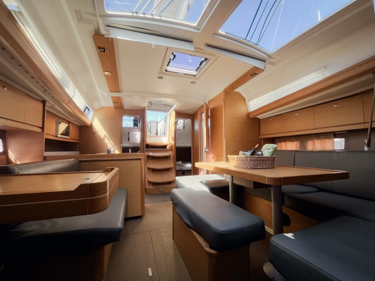 Sailboat hire in Olbia - Dufour Dufour 412 Grand Large