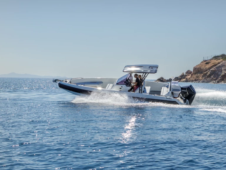 Hire a  Iron 827 Porto Cheli