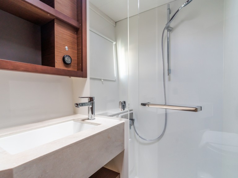 Hire a Lagoon Lagoon 46 Castellammare del Golfo