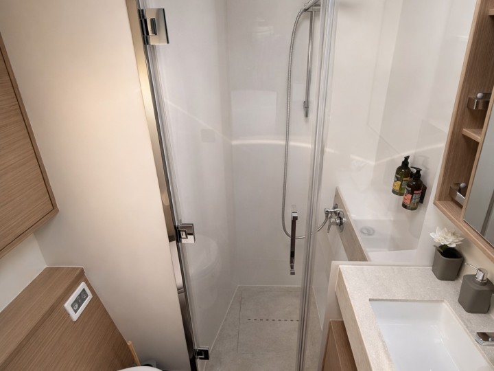 Yacht charter Kaštela - Lagoon Lagoon 60 on SamBoat