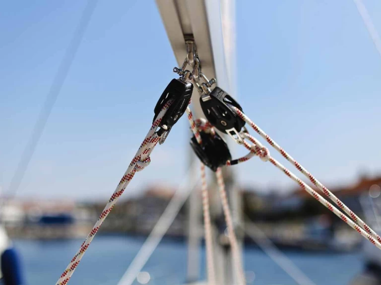 Yacht hire Zadar cheap Cruiser 34