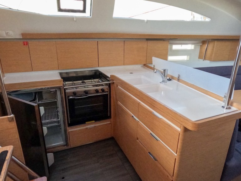 Hire a Elan Impression 45 Izola
