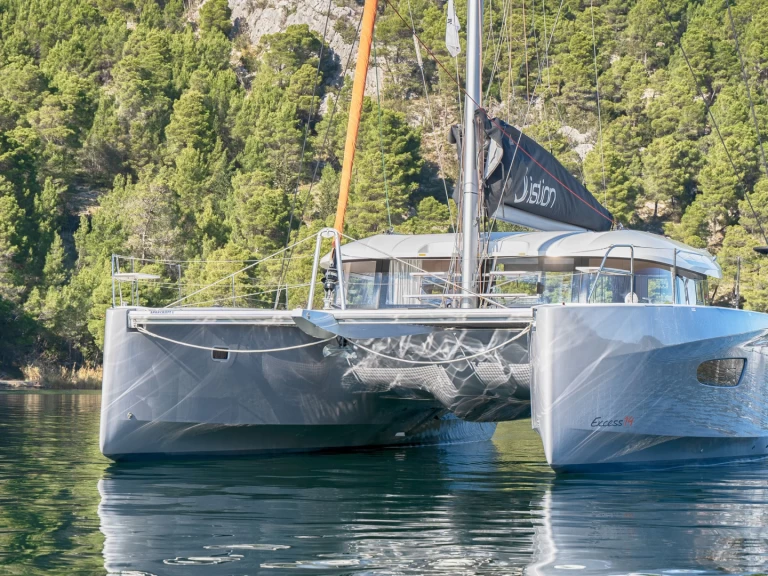 Charter a Excess Excess 14 in Skradin on Samboat