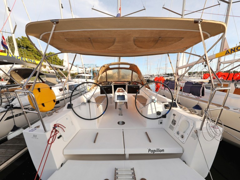 Sailboat to hire Trogir at the best price