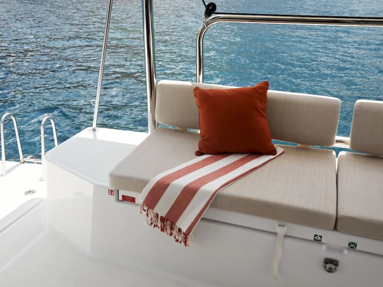 Hire Catamaran Bali with a boat licence