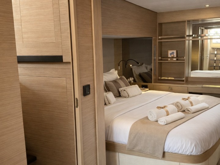 Catamaran to hire Kaštela at the best price