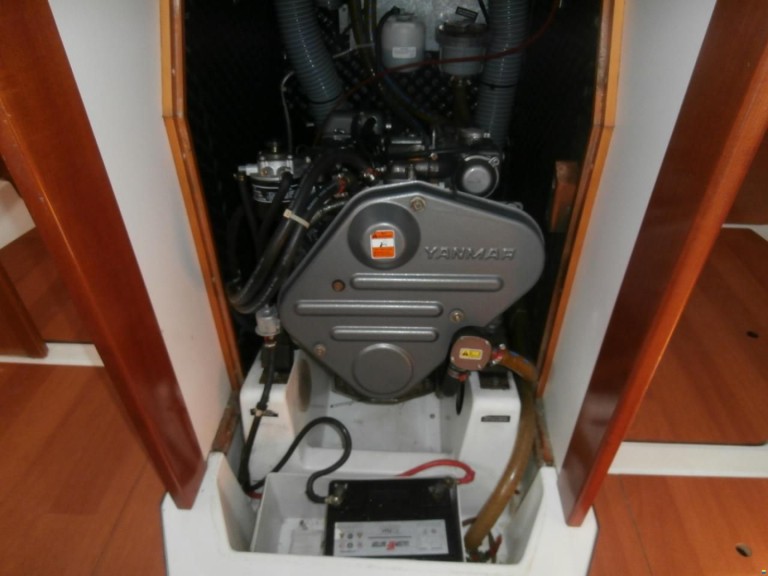 Hire Sailboat Bénéteau with a boat licence