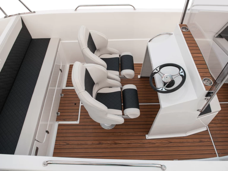 Charter a Mareti Open 500 Classic in San Antonio Port on Samboat