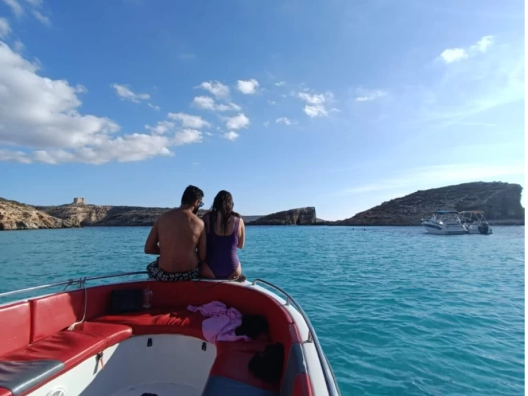 Hire a Yamaha Yamaha VX Cospicua