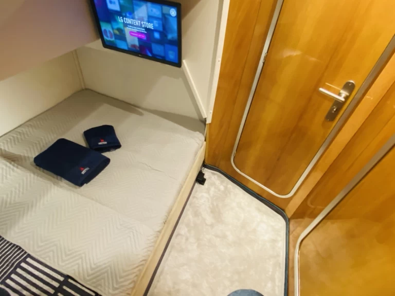 Princess Princess 45 Fly charter bareboat or skippered in  Alimos