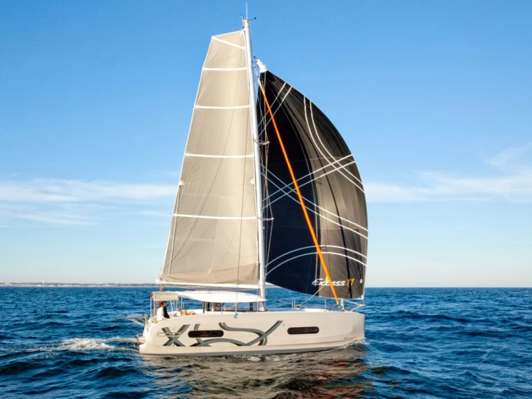 Catamaran hire in Taranto - Excess Excess 11