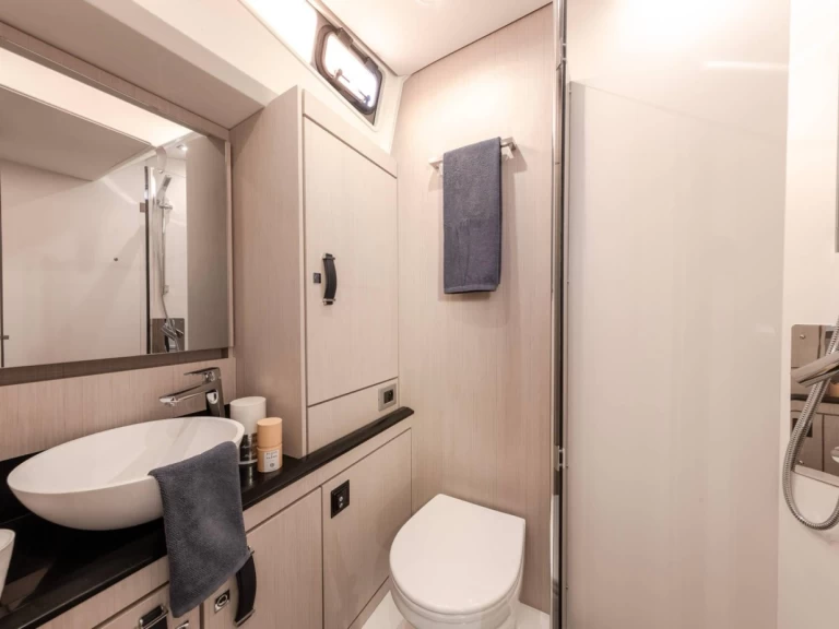 Hire a Jeanneau Jeanneau 60 Santa Maria di Leuca