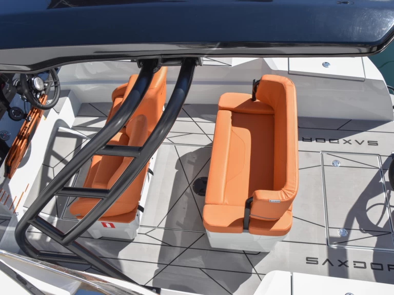 Motorboat hire in Ibiza Town - Saxdor Saxdor 200 