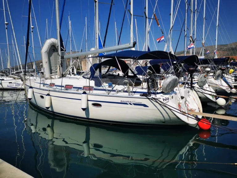 Hire a Bavaria Bavaria 42 Cruiser Trogir