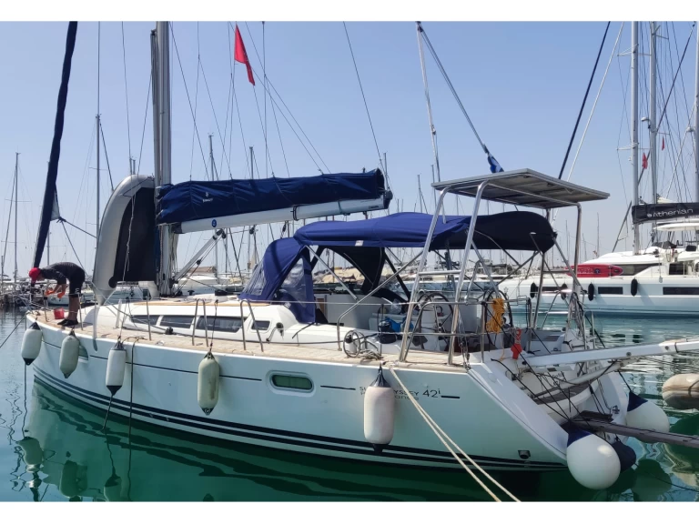 Sailboat hire in Syra - Jeanneau Sun Odyssey 42i