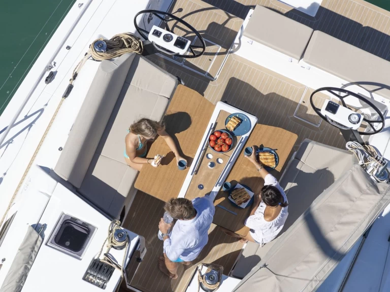 Hire a Dufour Dufour 43 Skiathos