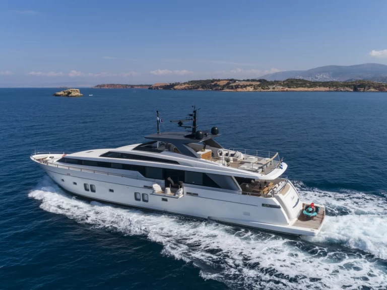 Hire Luxury Yacht with or without skipper Sanlorenzo Palaio Faliro