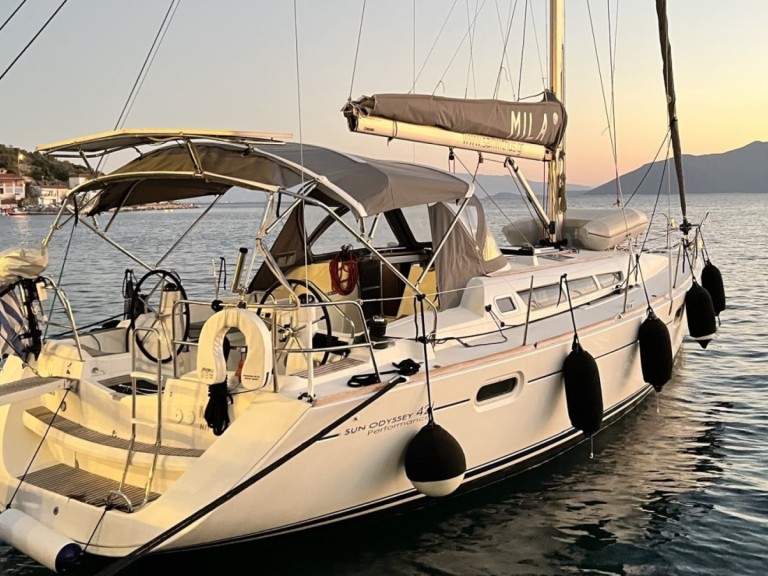 Sailboat to hire Deme of Volos at the best price