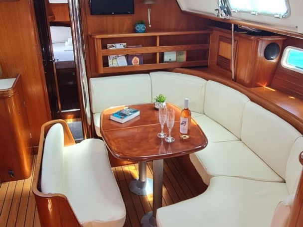 Sailboat hire in Deme of Volos - Bénéteau Oceanis 411 Clipper