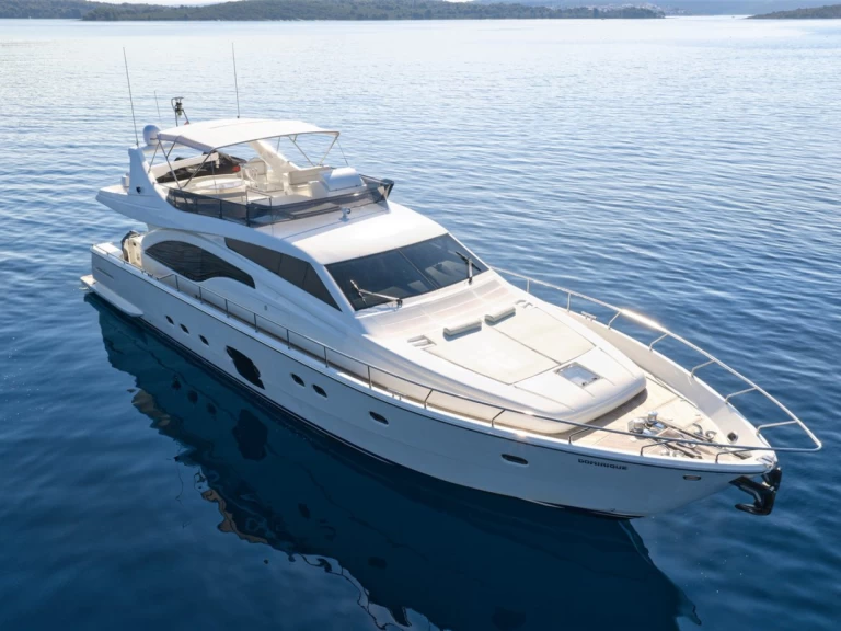Luxury Yacht to hire Split at the best price