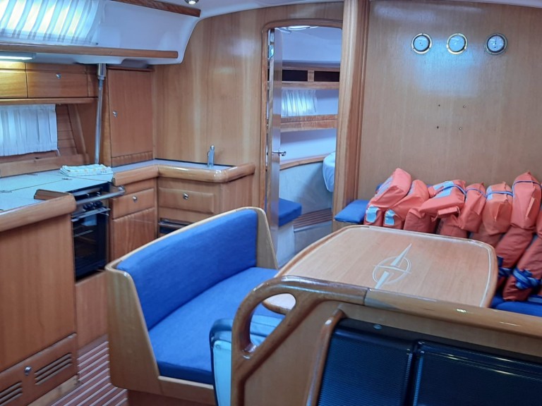 Hire Sailboat with or without skipper Bavaria Trogir