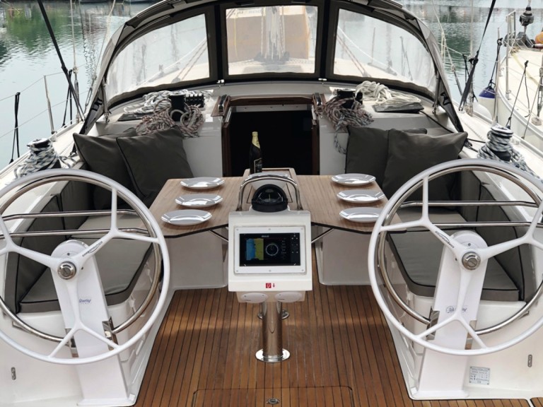 Yacht hire Kalamariá cheap Cruiser 46