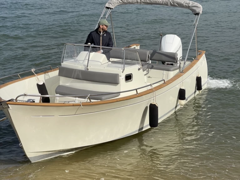 Hire Motorboat with or without skipper Rhea Lège-Cap-Ferret