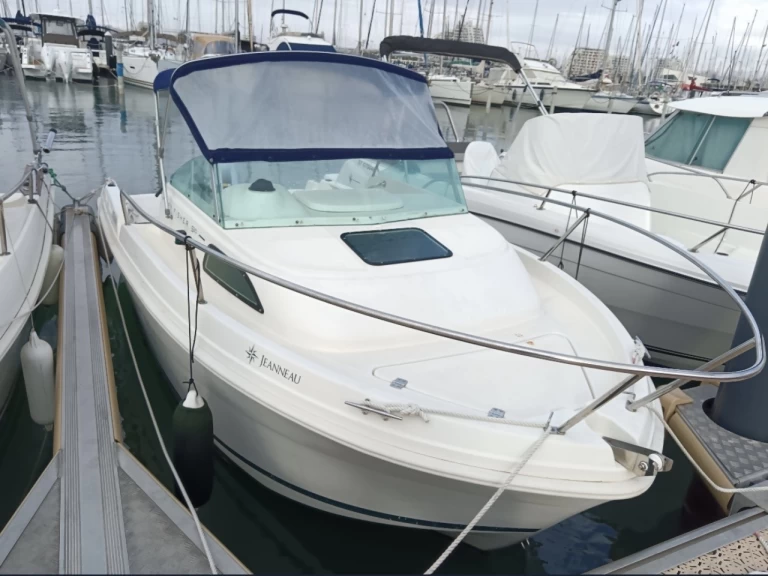 Motorboat hire in La Grande-Motte - Jeanneau Merry Fisher 530 HB Cabine