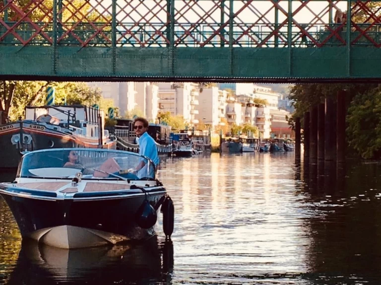 Yacht charter Saint-Cloud - Quicksilver Classic 20 on SamBoat