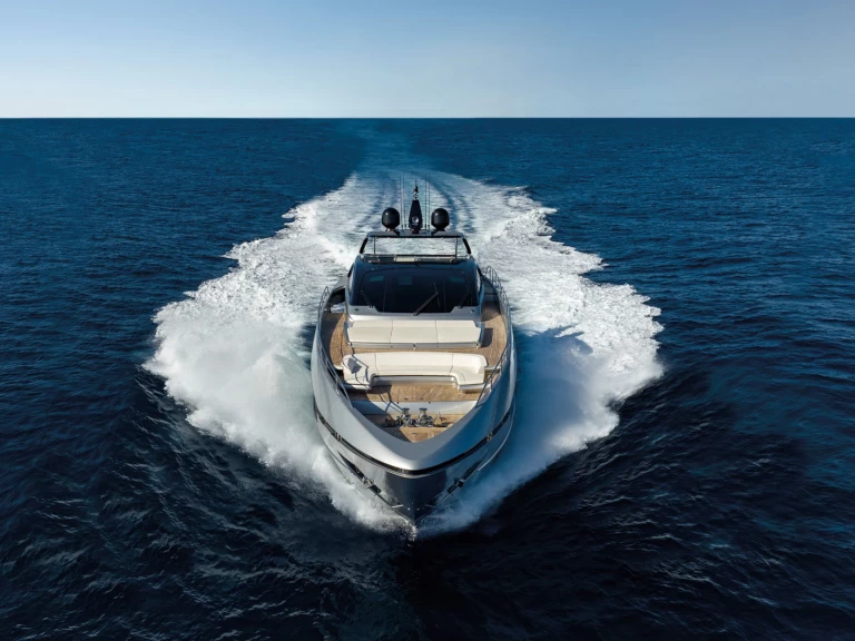 Hire Luxury Yacht with or without skipper Riva Mandelieu-la-Napoule