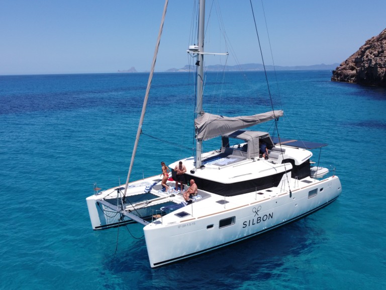 Yacht hire Santa Eulària des Riu cheap Lagoon 450