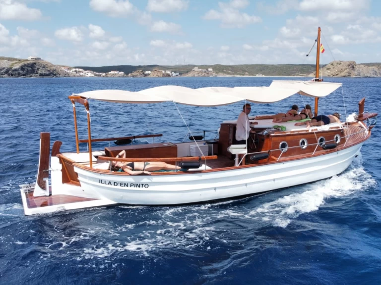 Hire Motorboat with or without skipper Capeador Mahón