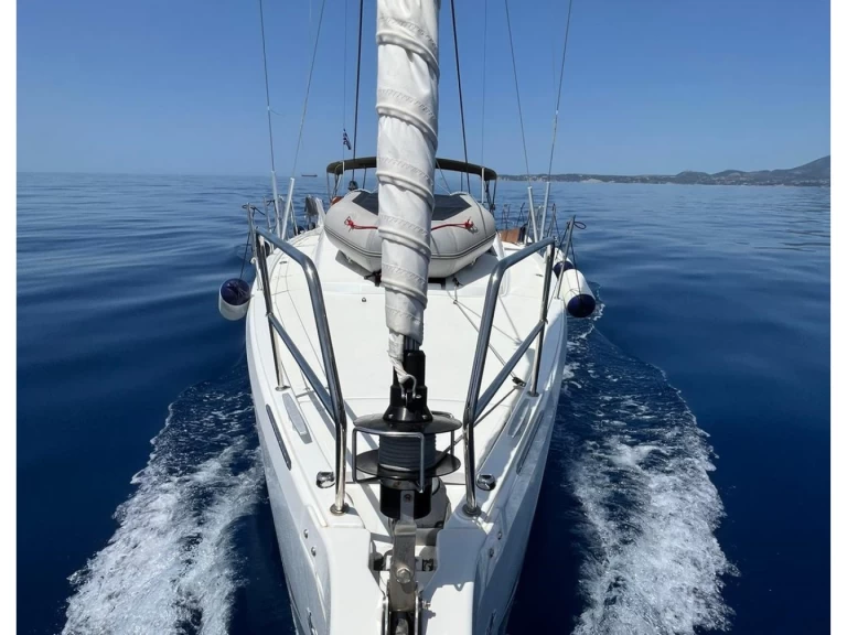Hire a Jeanneau Sun Odyssey 410 (2023) Lefkáda