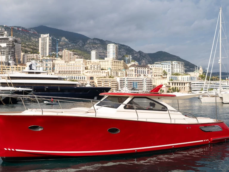 Yacht hire Golfe-Juan cheap Lobster 35 