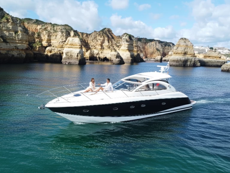 Yacht charter Lagos - Sunseeker Portofino 47 on SamBoat