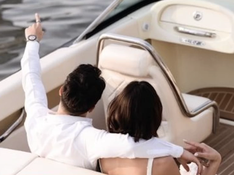 Hire Motorboat with or without skipper Chris Craft Bang Kho Laem