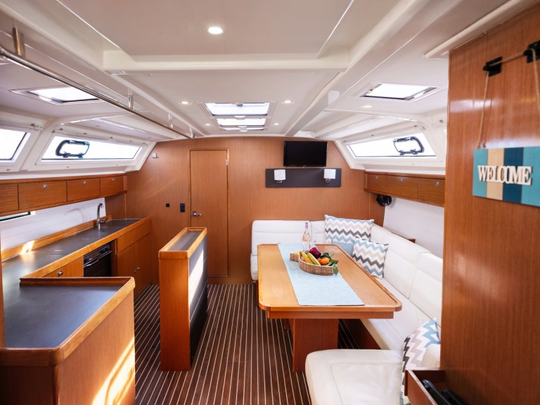 Yacht hire Préveza cheap Cruiser 46