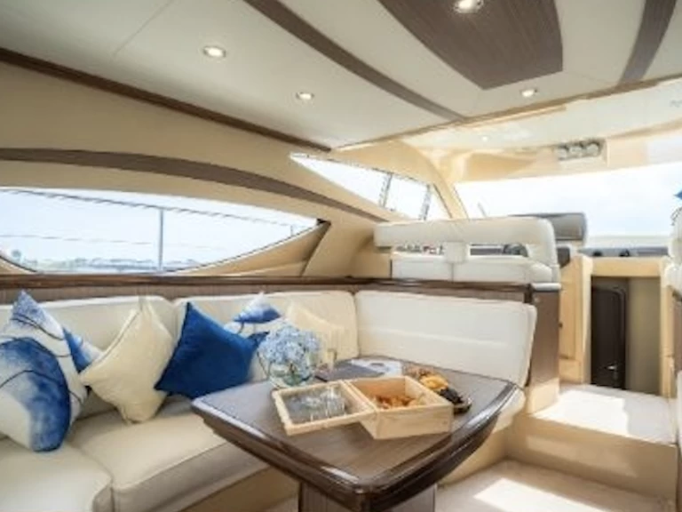 Motorboat hire in Bang Kho Laem - Ferretti Ferretti 460
