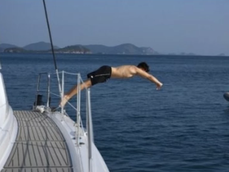 Hire Catamaran Bali with a boat licence