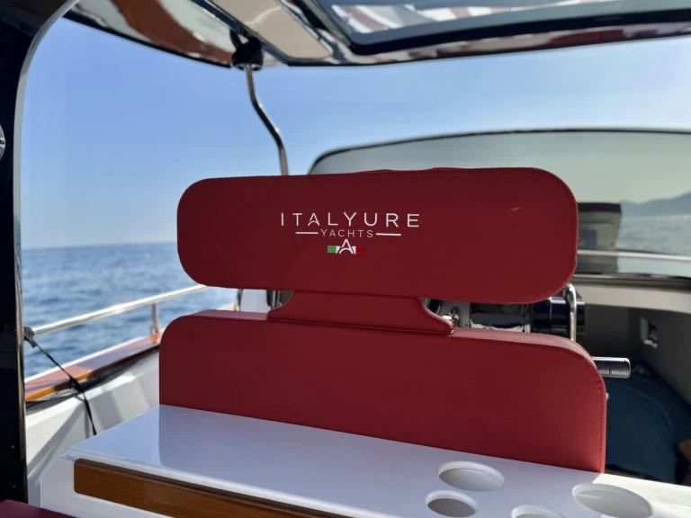 Yacht hire Positano cheap 38 Ft