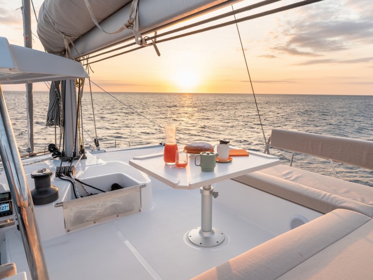 Catamaran hire in Saint-Mandrier-sur-Mer - Bali Bali 4.4