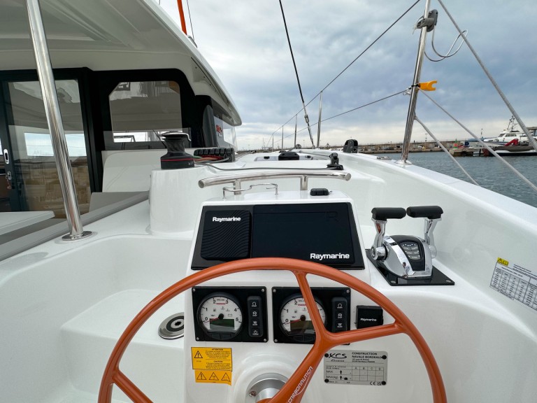 Hire a Excess Excess 11 3cabins Palma de Mallorca