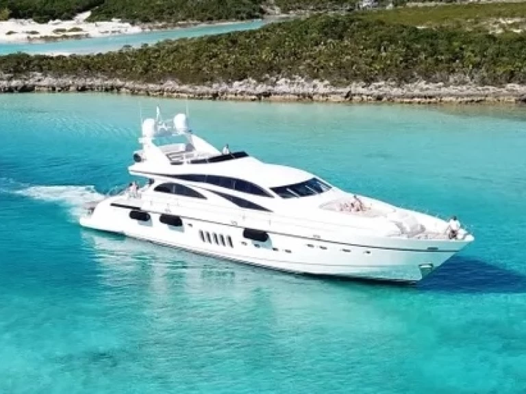 Yacht hire Miami cheap Leopard 105