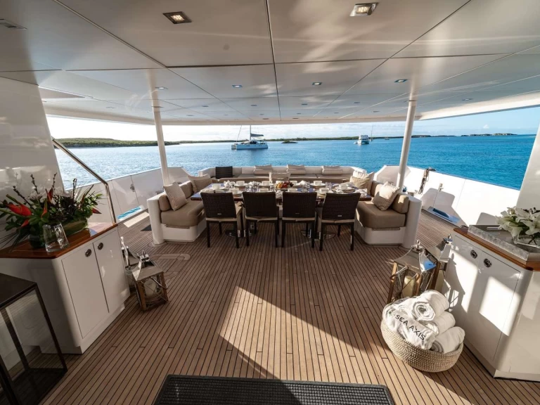 Heesen SEA AXIS charter bareboat or skippered in  Saint Martin