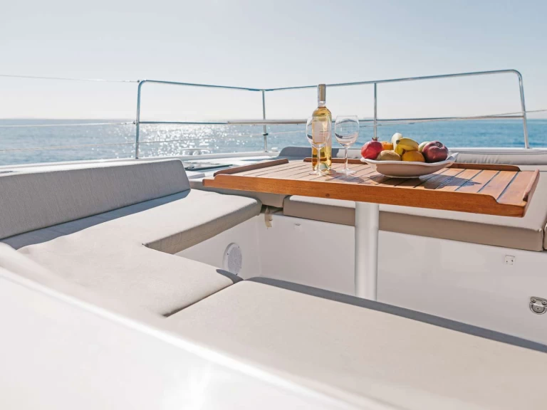 Bali Kos 46.Cat12 charter bareboat or skippered in  Alimos