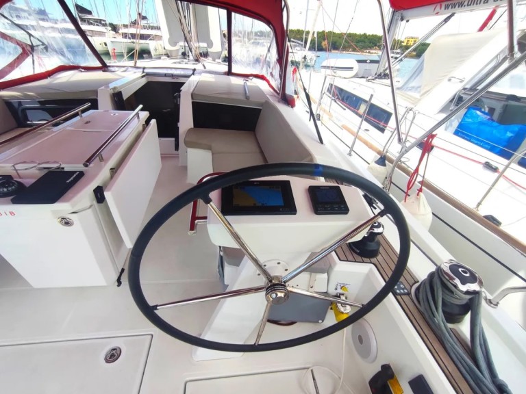 Bénéteau Oceanis 46.1 charter bareboat or skippered in  Pomer